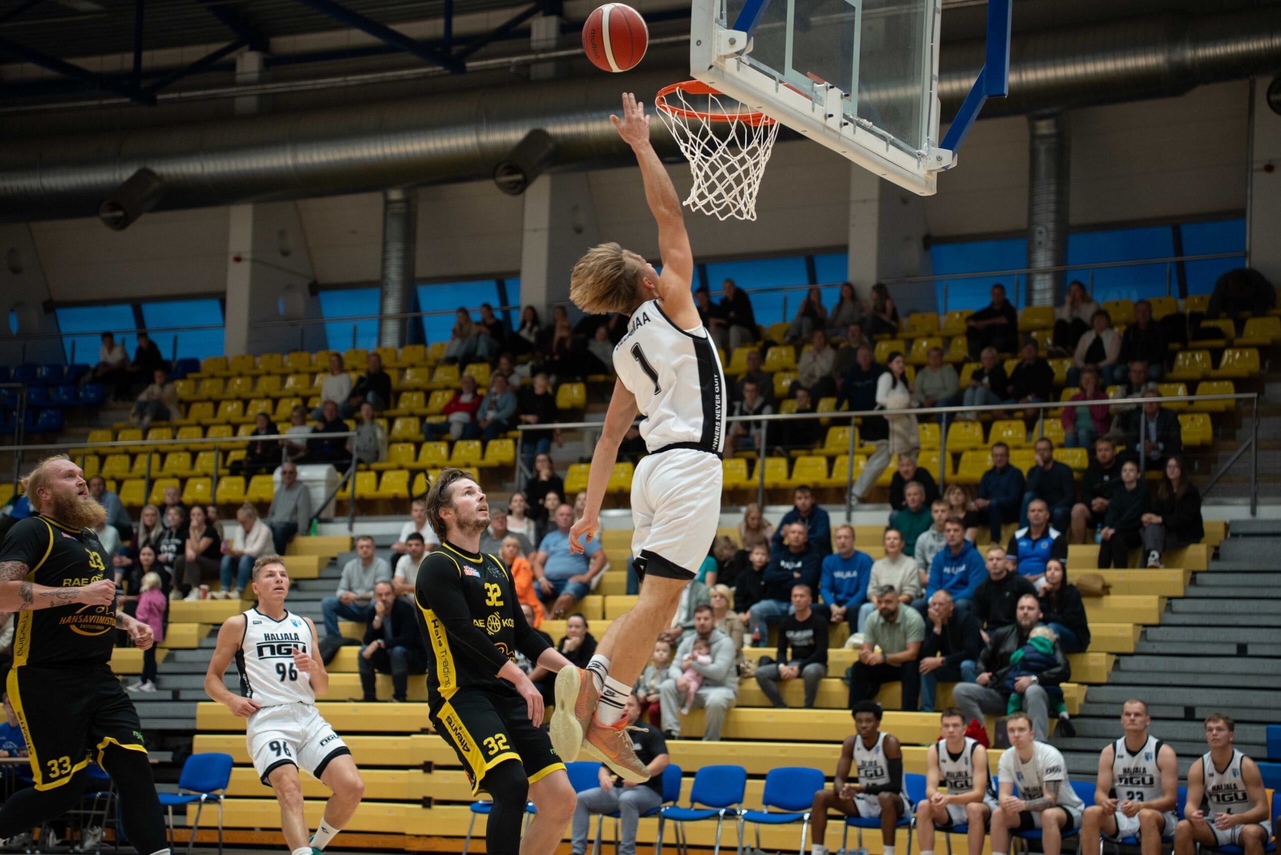 korvpalli mäng rakvere spordikeskuses