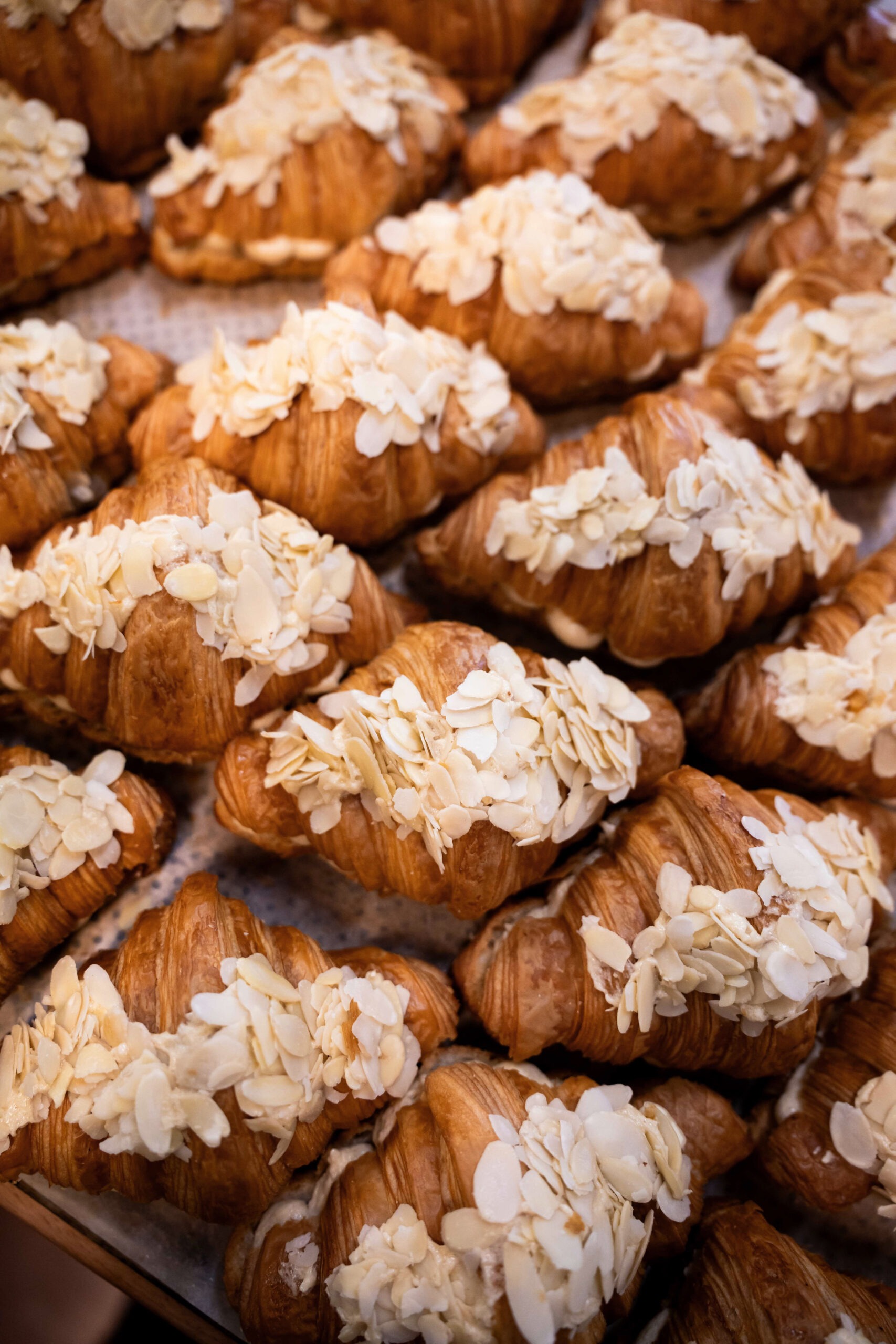 hulgim kreemiseid croissante